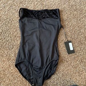 Suffolk leotard size small NWT